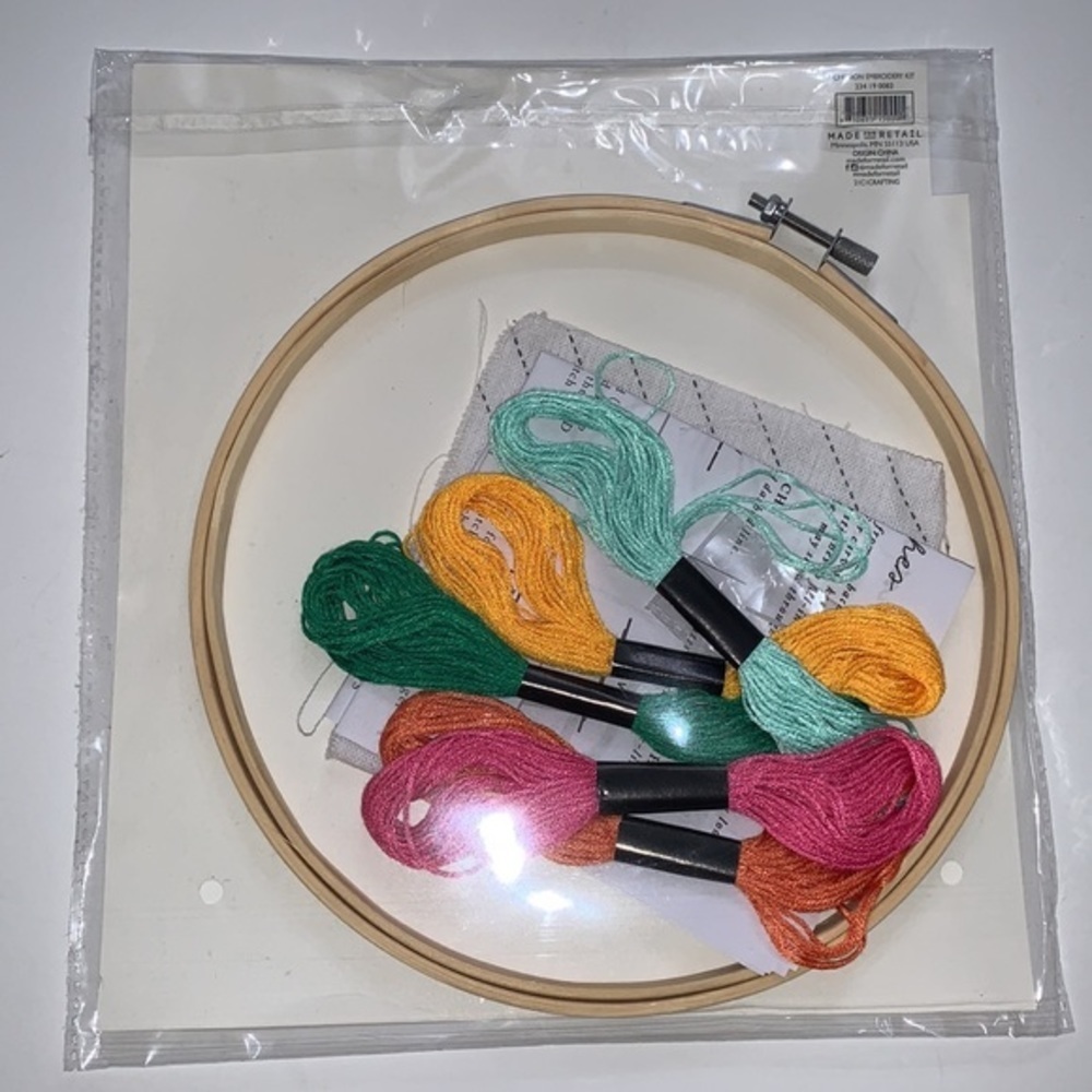 Chevron Embroidery Kit‎ - Picture 2 of 3